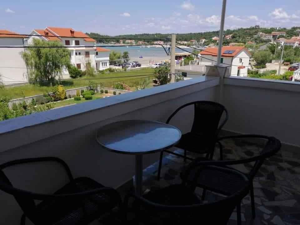 Apartment Lopar 10 מראה חיצוני תמונה